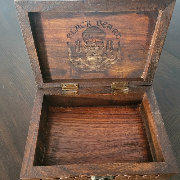 Trinket box - Picture 2 of 4